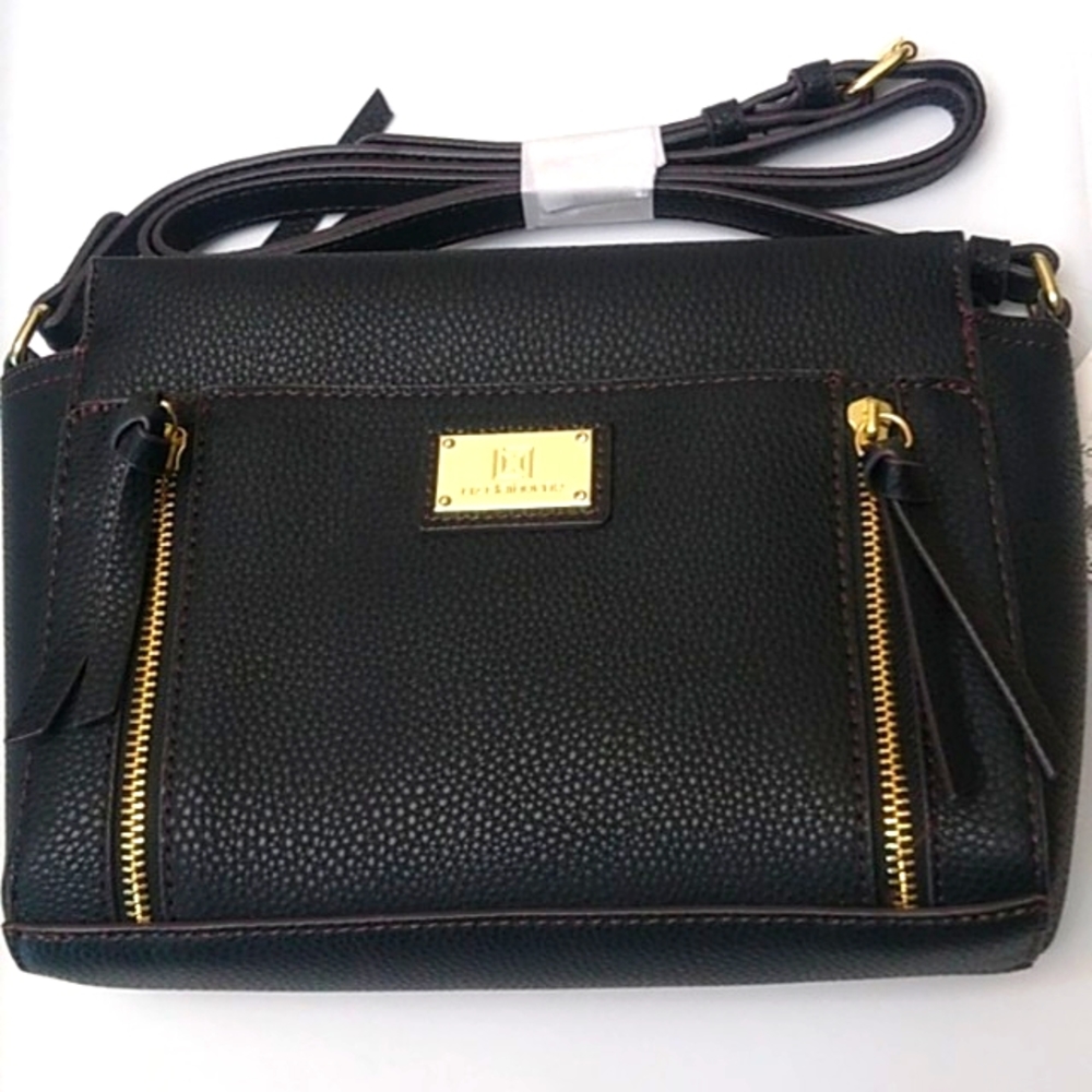 🎉HP🎉Liz Claiborne Sue Black Crossbody, NWT